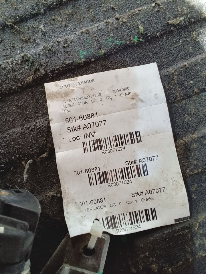 Used 2004 Volvo VOLVO 60 SERIES 5 cylinder - Stock #A07077