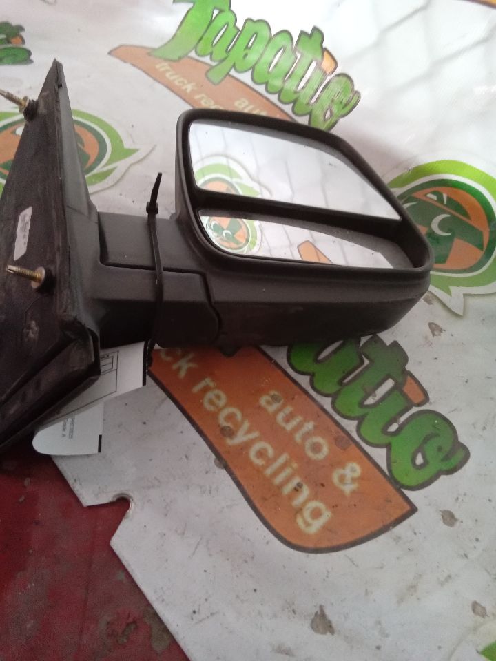 Used 2013 General Motors EXPRESS 2500 VAN w/o inside rear view tilt mirror - Stock #J00173