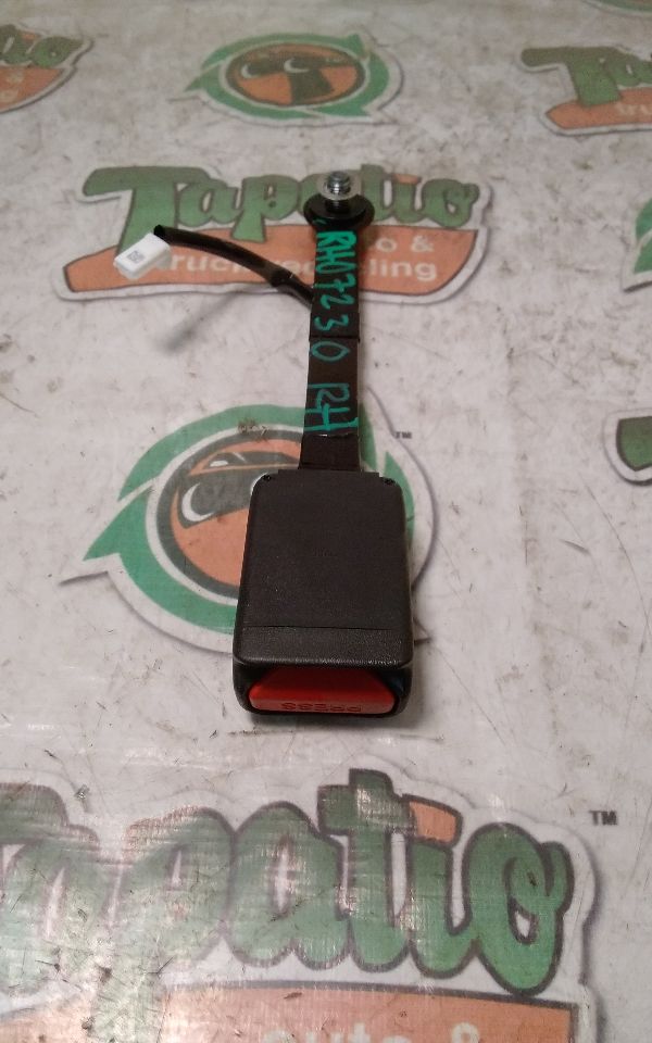 Used 2020 Nissan ROGUE SPORT buckle - Stock #H07237