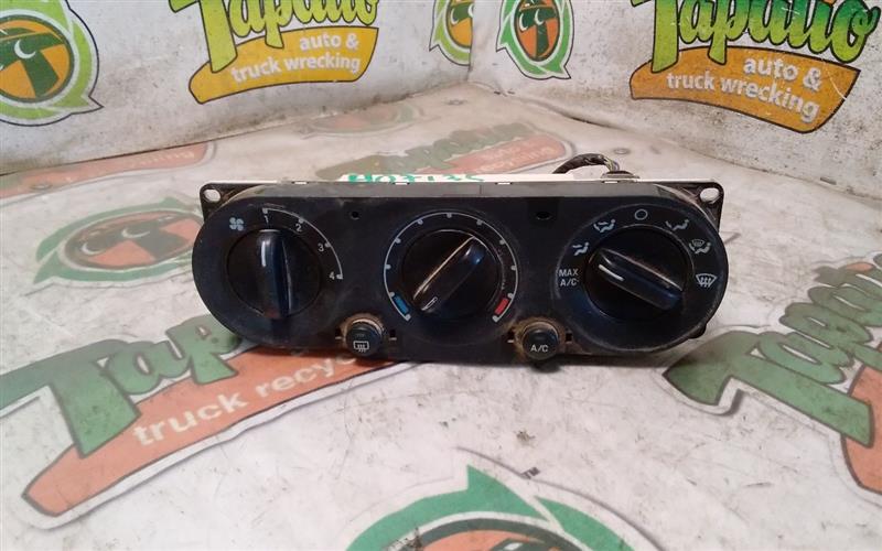 Used 2005 Ford EXPLORER w/o automatic temperature control - Stock #H07135