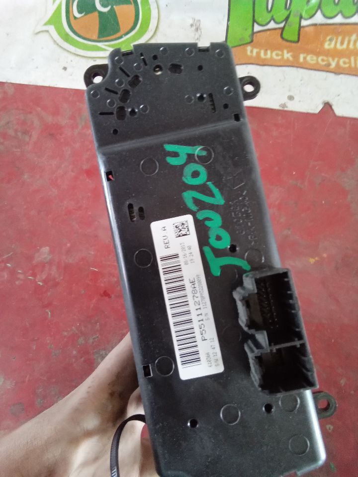 Used 2014 Jeep PATRIOT manual temperature control - Stock #J00204