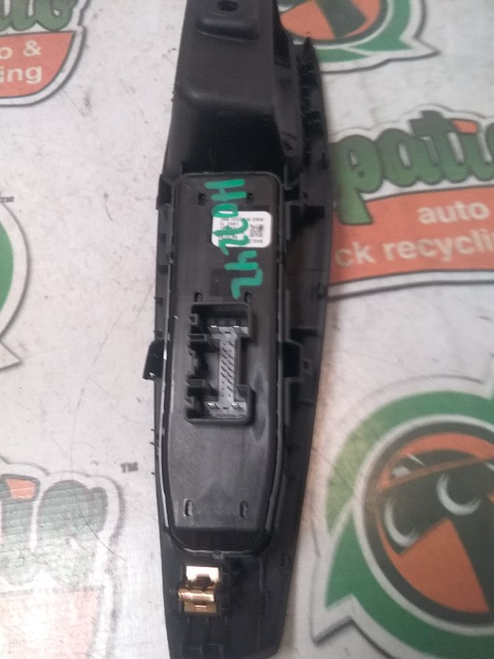 Used 2021 General Motors TRAVERSE lock - Stock #H07242