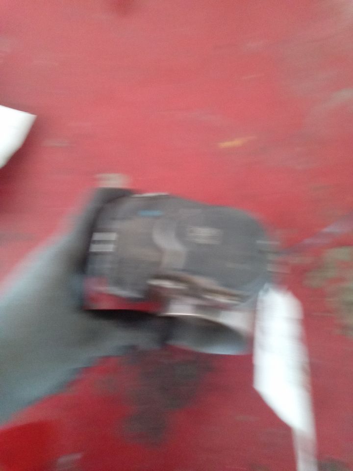 Used 2015 Chrysler CHALLENGER (throttle valve assembly) - Stock #J00219