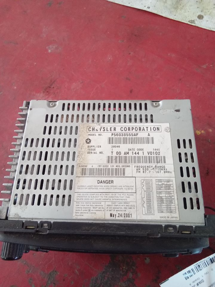Used 2002 Chrysler DURANGO AM-FM stereo-cassette-CD-changer control (face plate ID RAZ) - Stock #J00231
