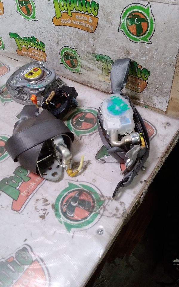 Part image 7