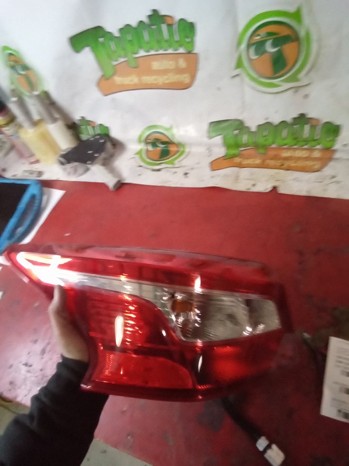 Part image 4