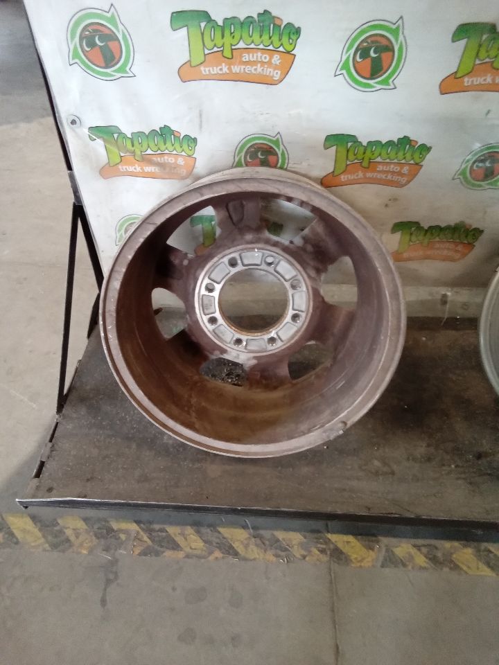 Part image 3
