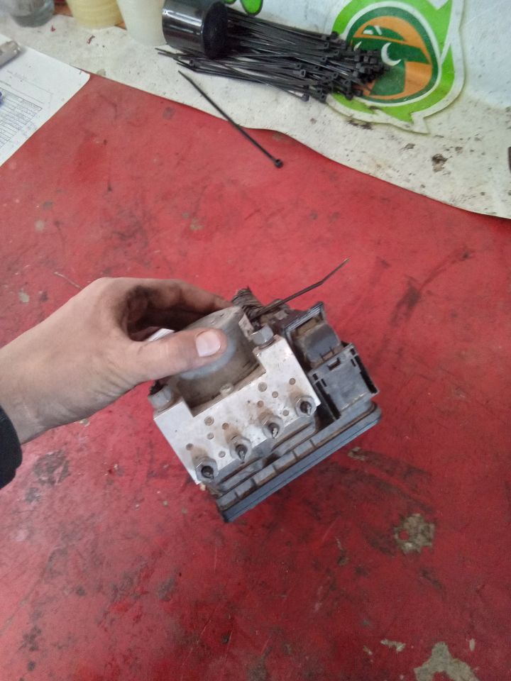 Part image 5