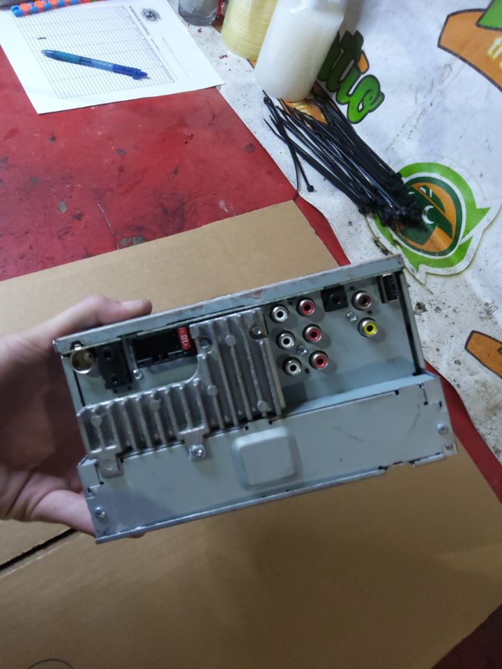 Part image 4