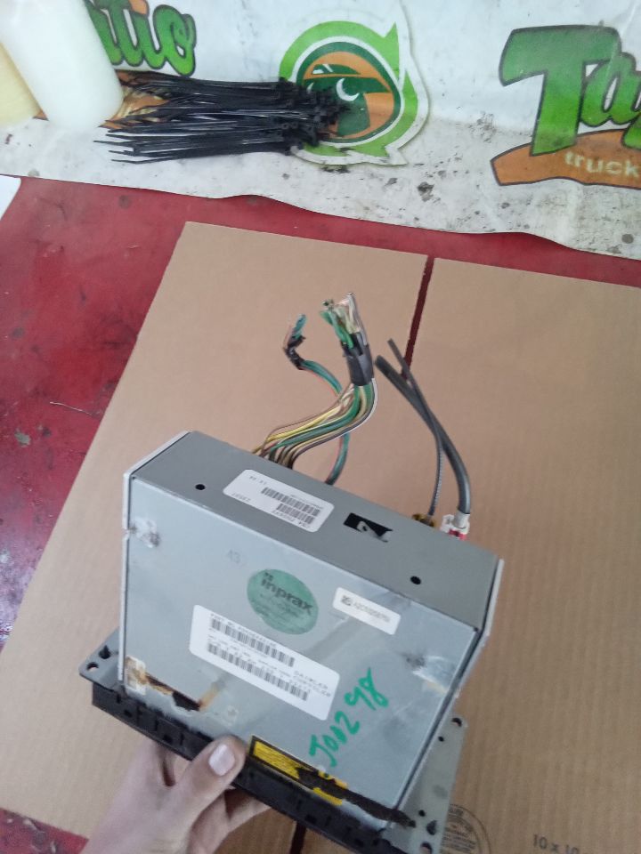 Part image 4