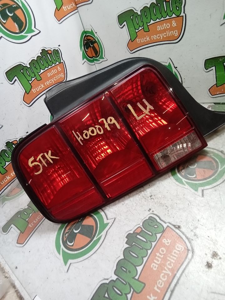 2006 Ford MUSTANG Tail Lamp