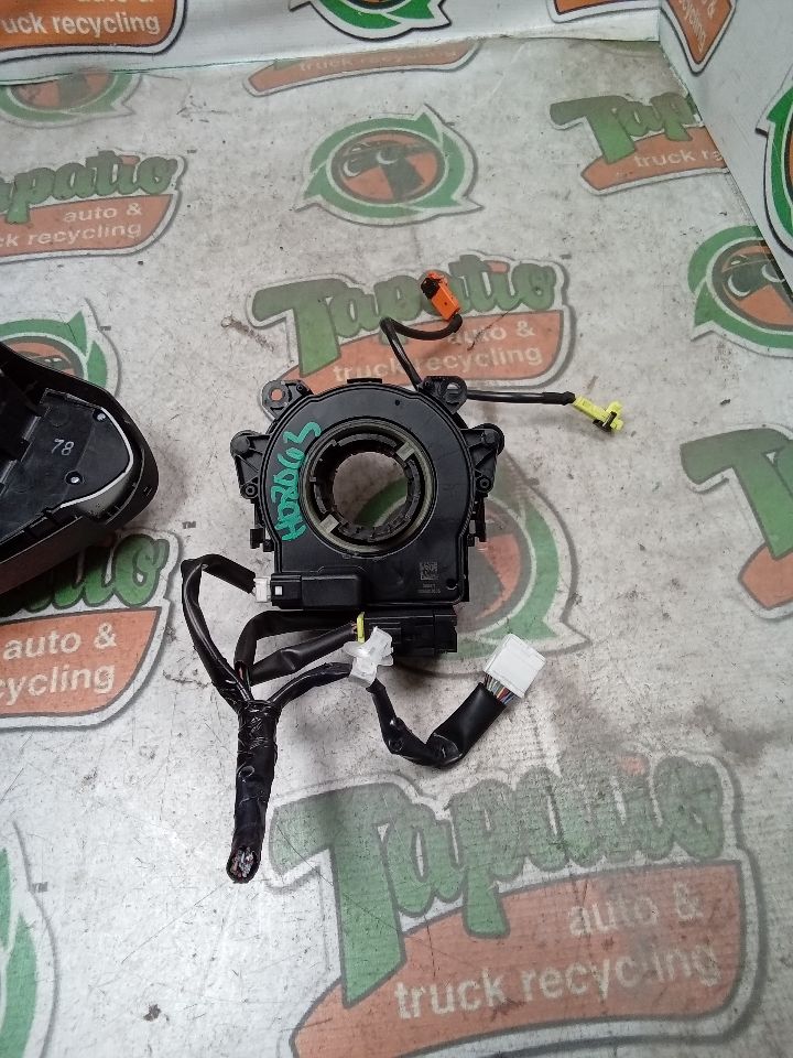 Part image 3