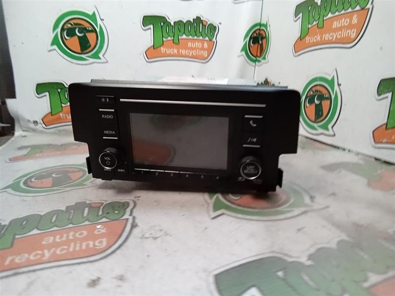 Used 2016 Honda CIVIC w/o navigation - Stock #H08004
