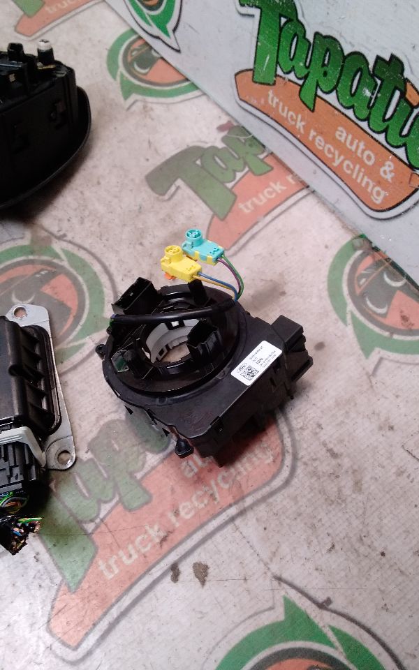 Part image 4