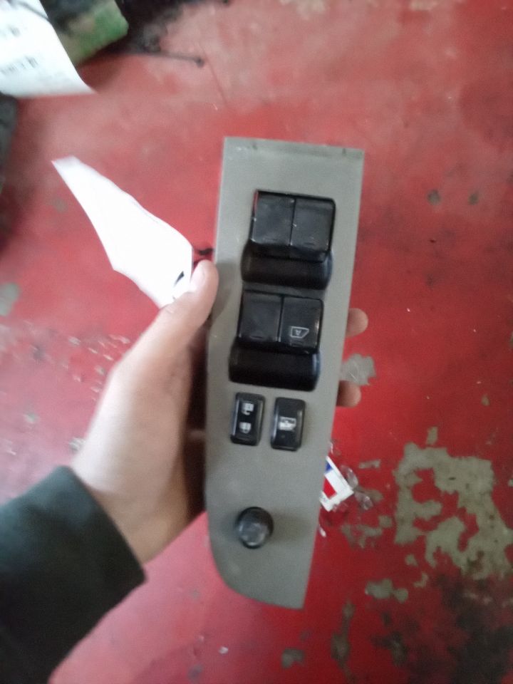 Used 2009 Nissan ALTIMA Front Door Switch - Stock #J00344