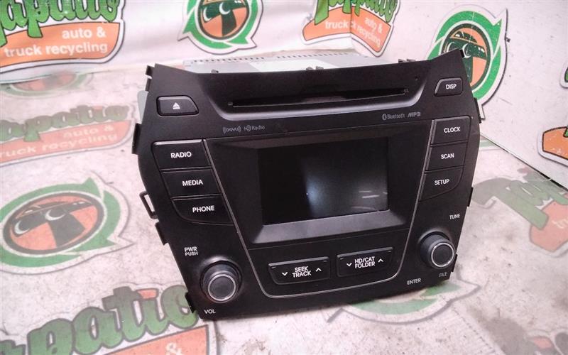 2014 Hyundai SANTA FE Radio Audio