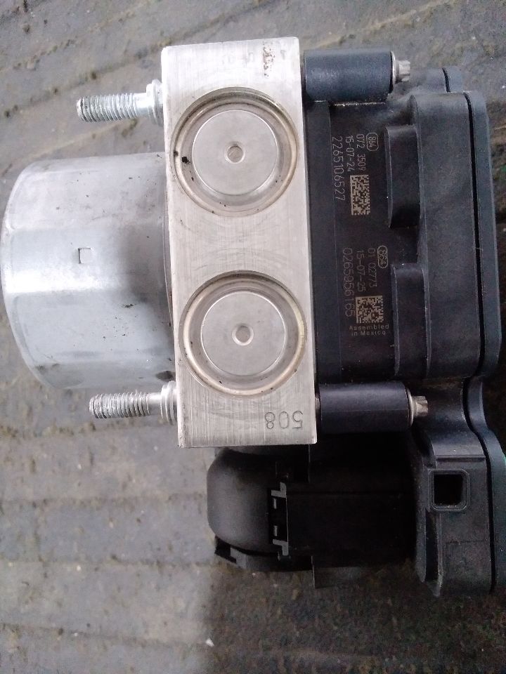 Part image 4