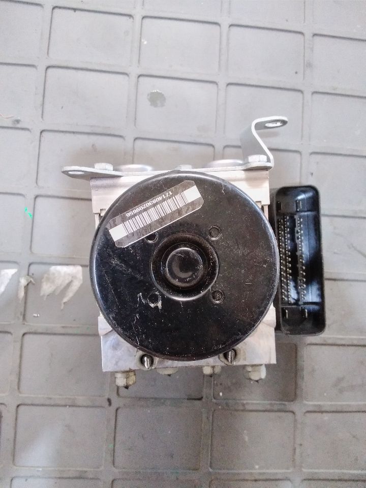 Part image 4