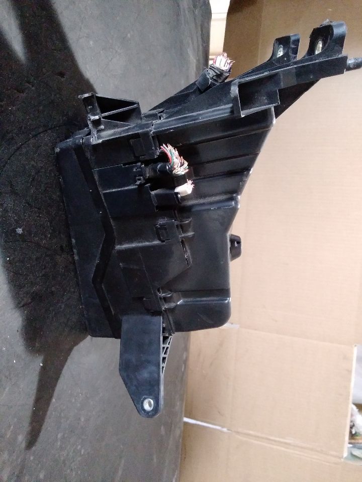 Part image 7
