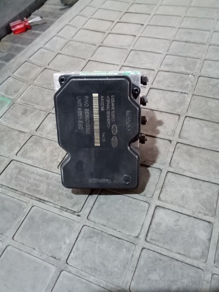 Part image 7