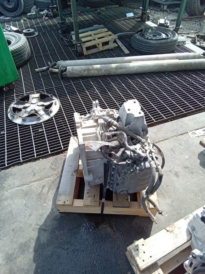 Part image 4