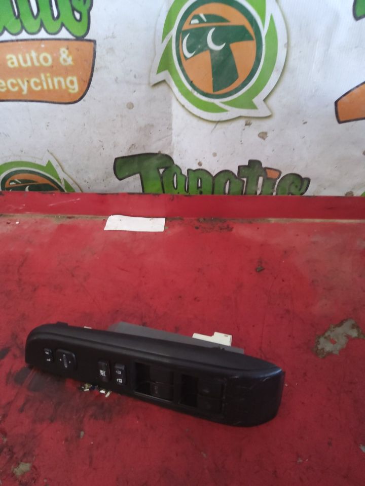 Used 2014 Toyota CAMRY Front Door Switch - Stock #J00424