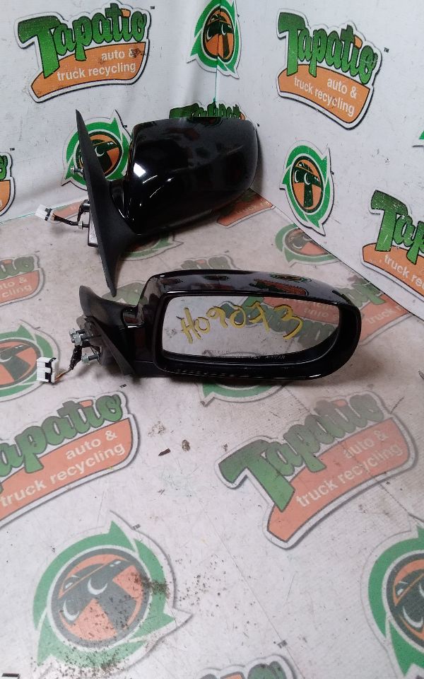 Used 2010 Hyundai GENESIS Side View Mirror - Stock #H09073