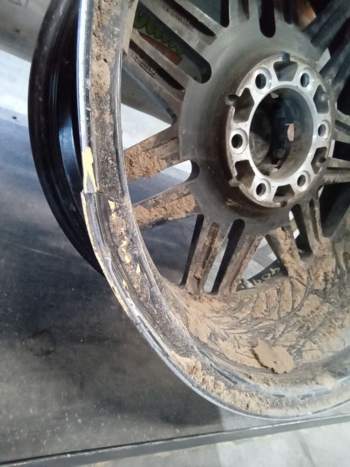 Part image 11
