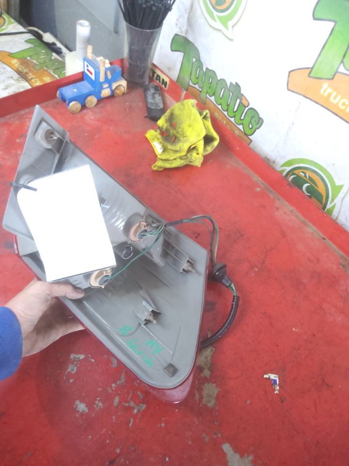 Part image 2