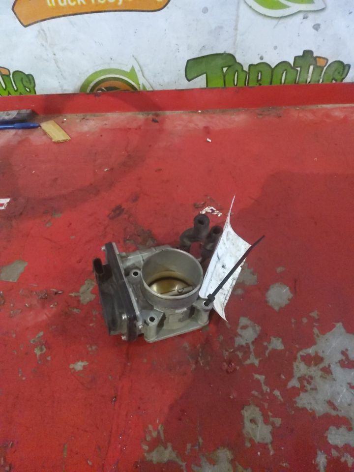 2012 Nissan ROGUE Throttle Body Assy