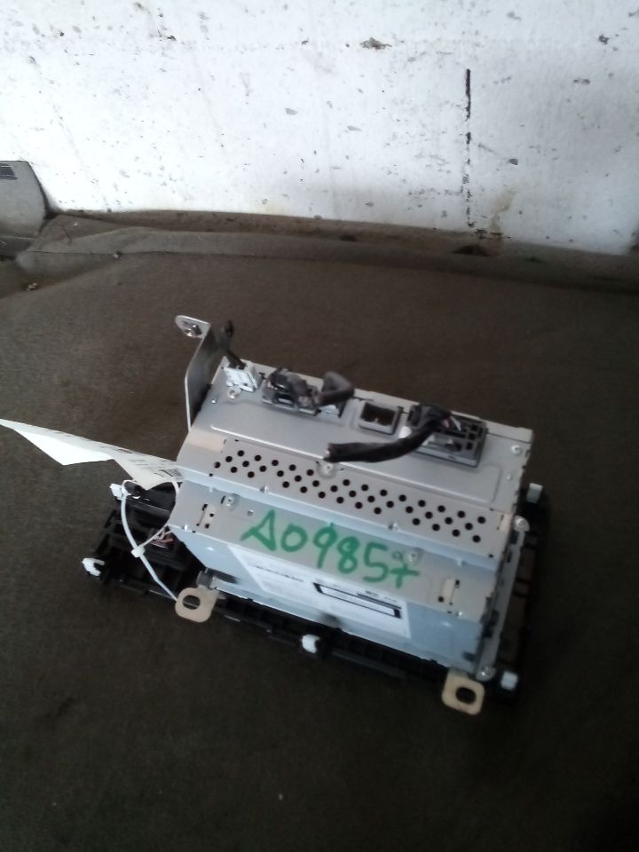 Used 2015 Honda FIT receiver (5.00" screen) - Stock #A09857