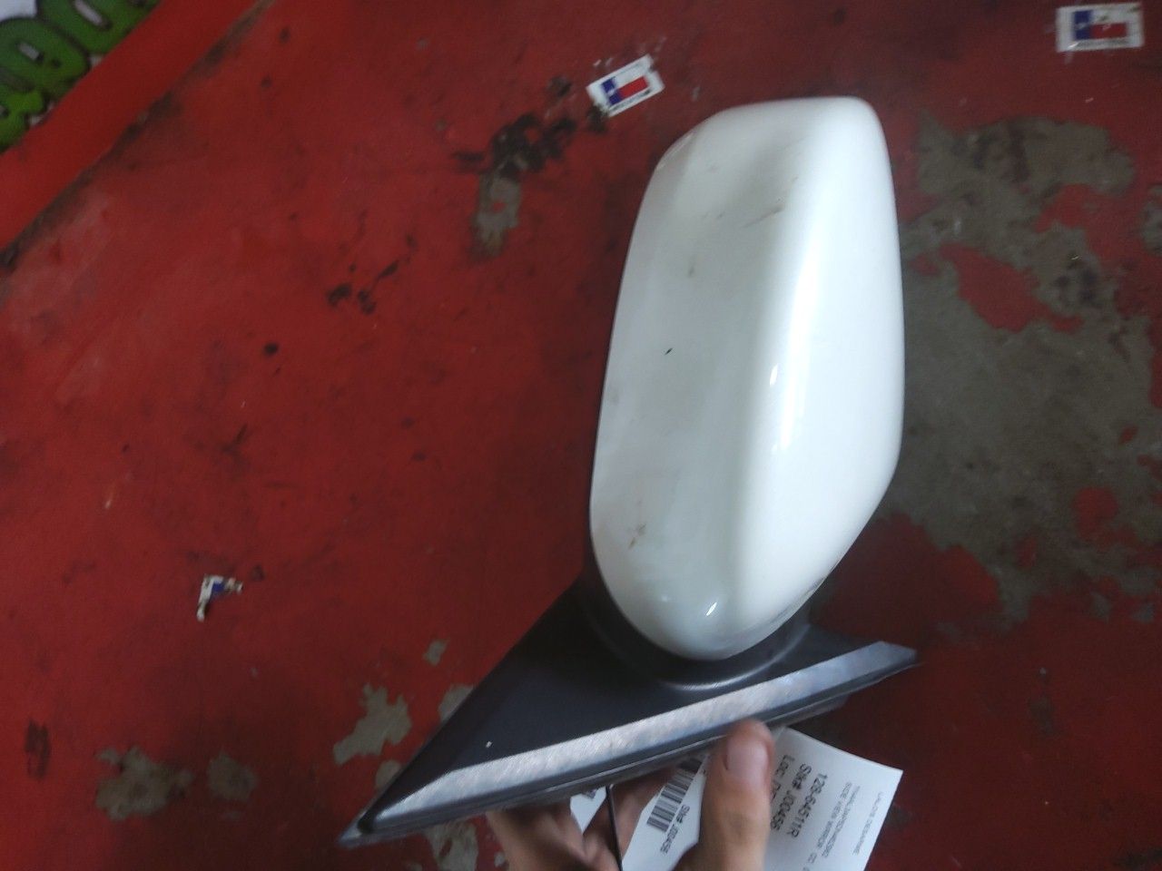 Part image 3