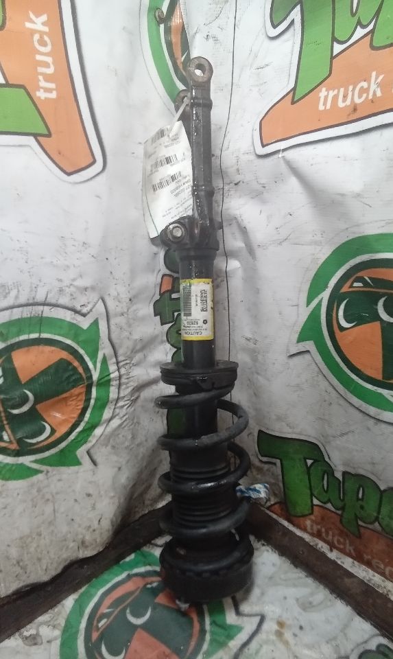 2019 Chrysler 300 Strut