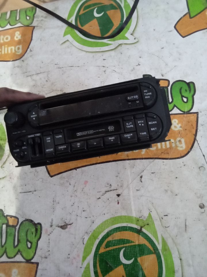 Used 2005 Jeep LIBERTY w/o dot-matrix display - Stock #J00457