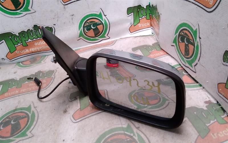 Used 2007 General Motors HHR Side View Mirror - Stock #H09234