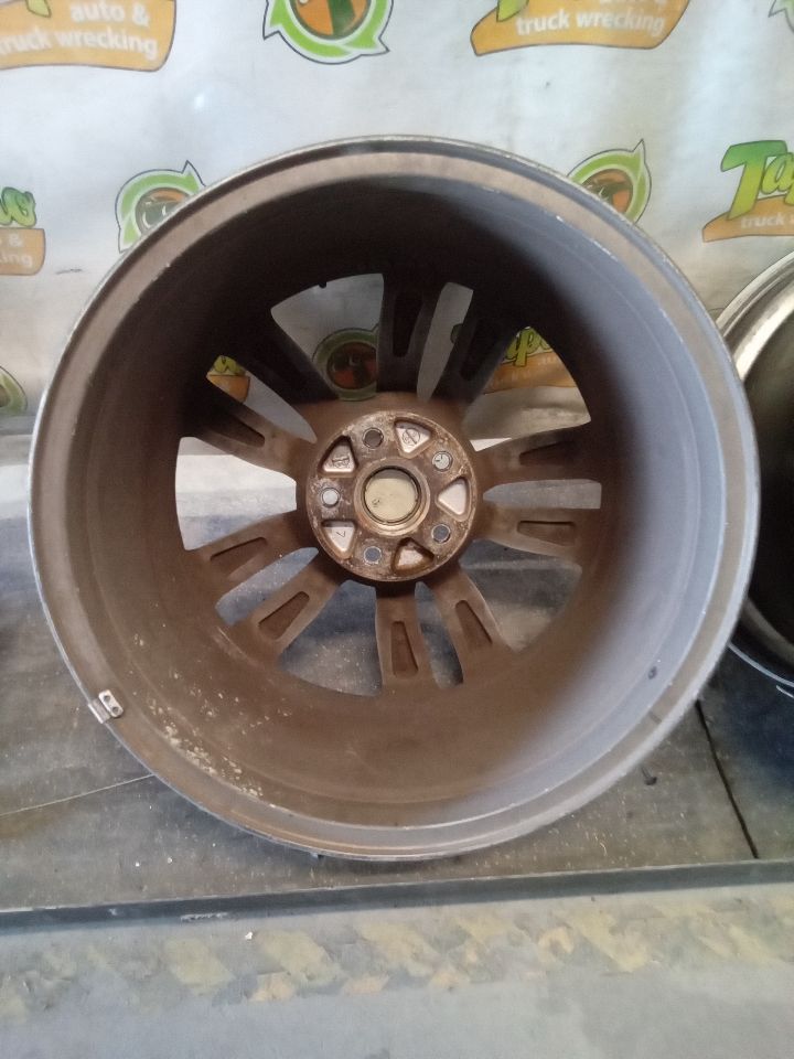 Part image 10