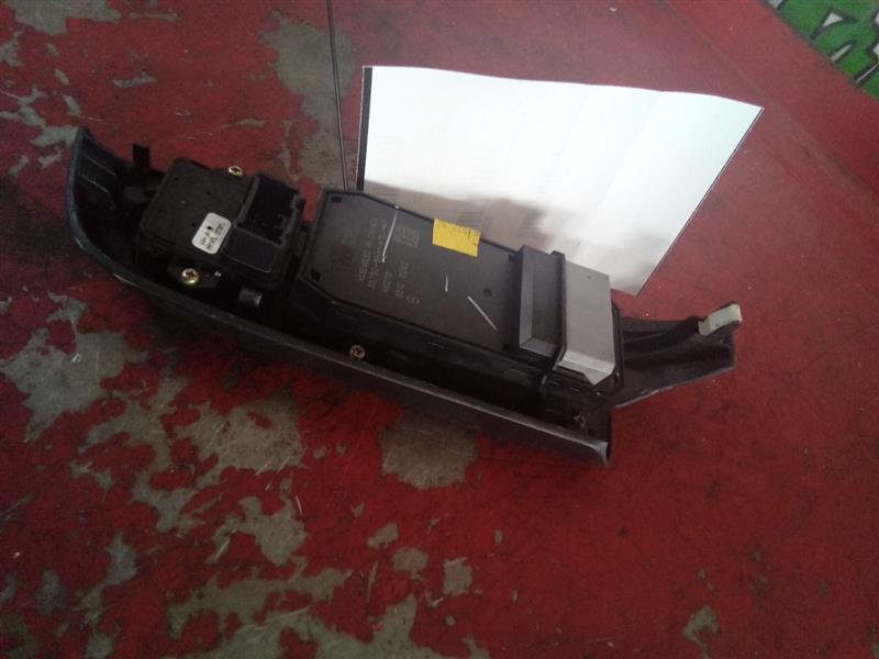 Used 2007 Honda CIVIC Front Door Switch - Stock #J00499