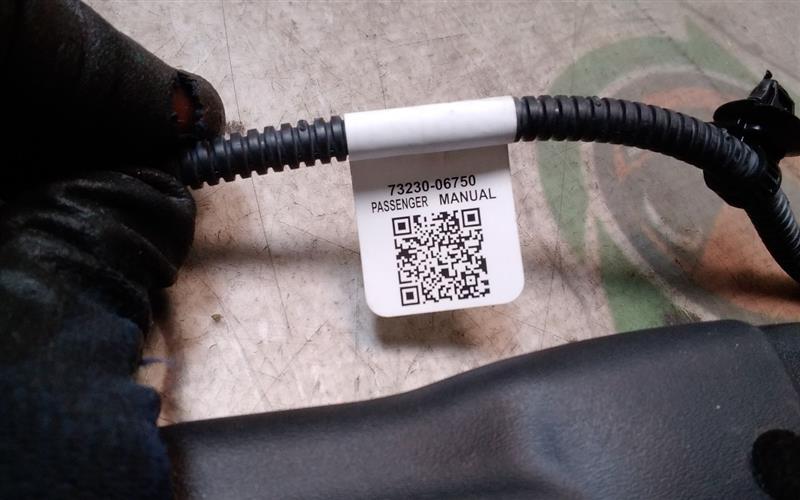 Used 2020 Toyota CAMRY leather seats - Stock #H09441
