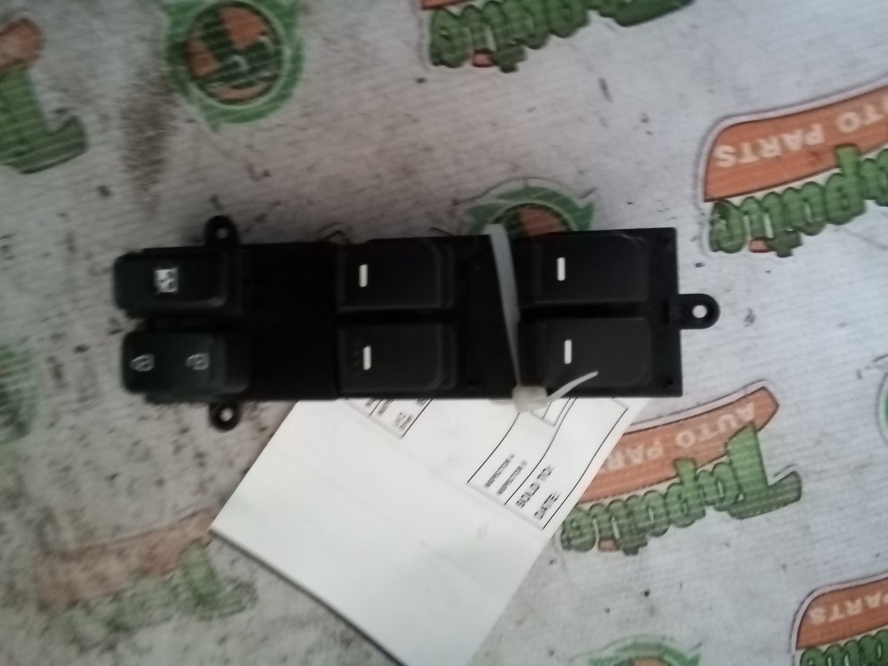 2013 Kia OPTIMA Front Door Switch