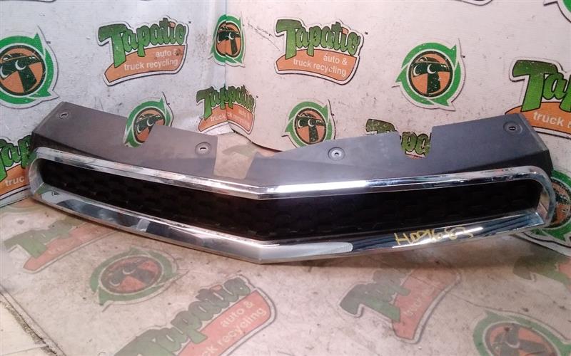 2013 General Motors EQUINOX Grille