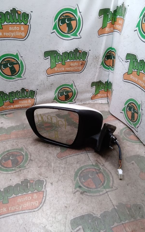 Used 2015 Nissan JUKE Side View Mirror - Stock #H09701