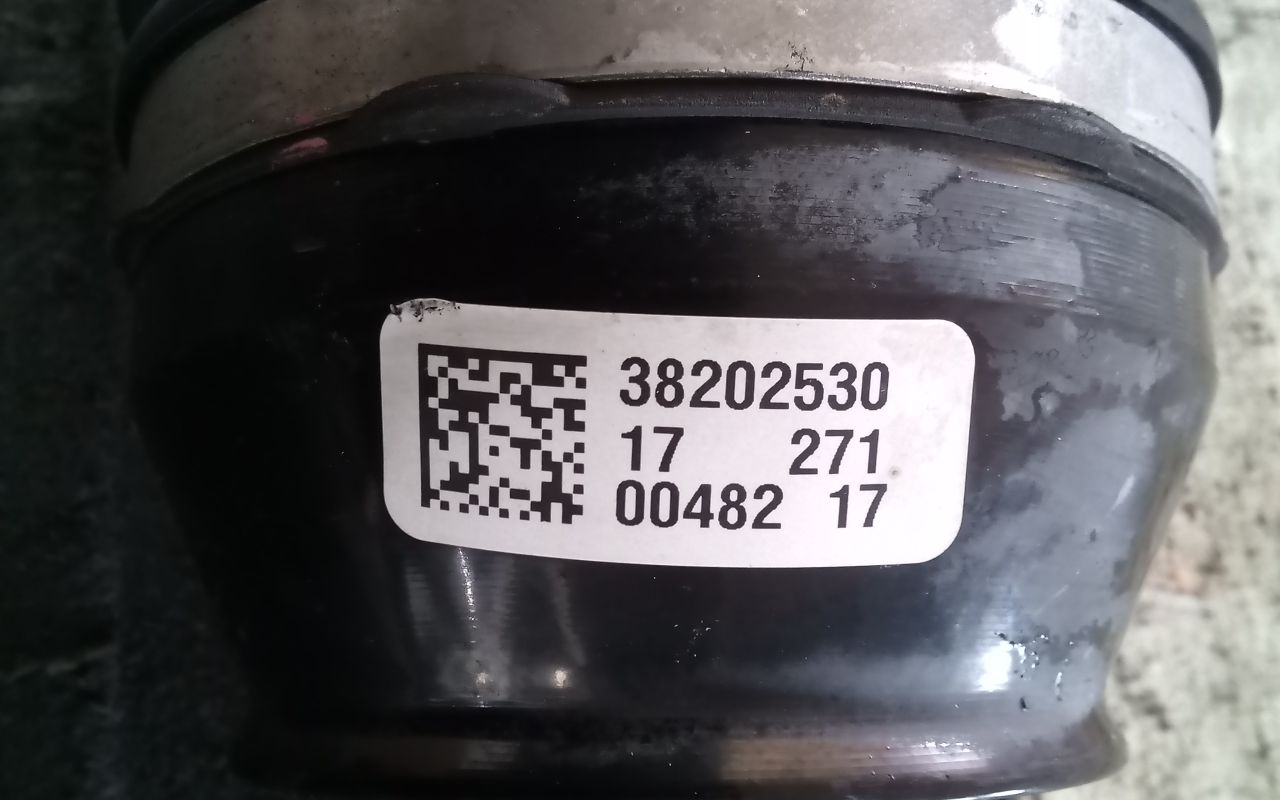 Part image 3