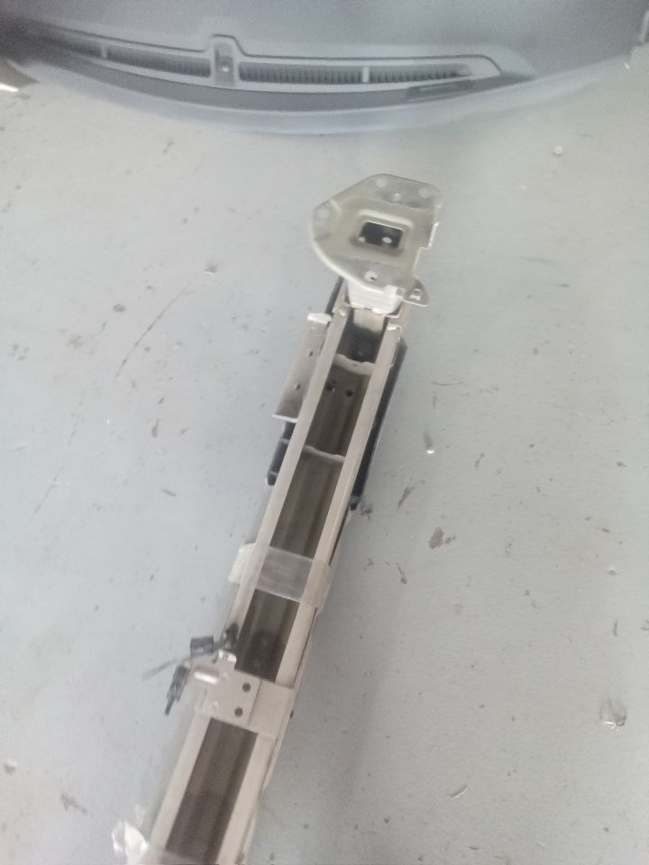 Part image 6
