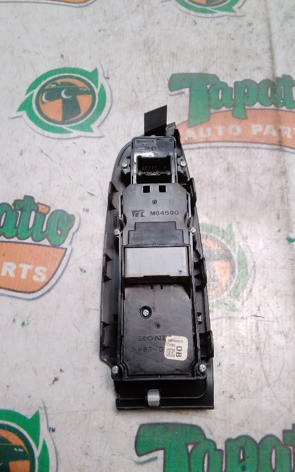 Part image 3