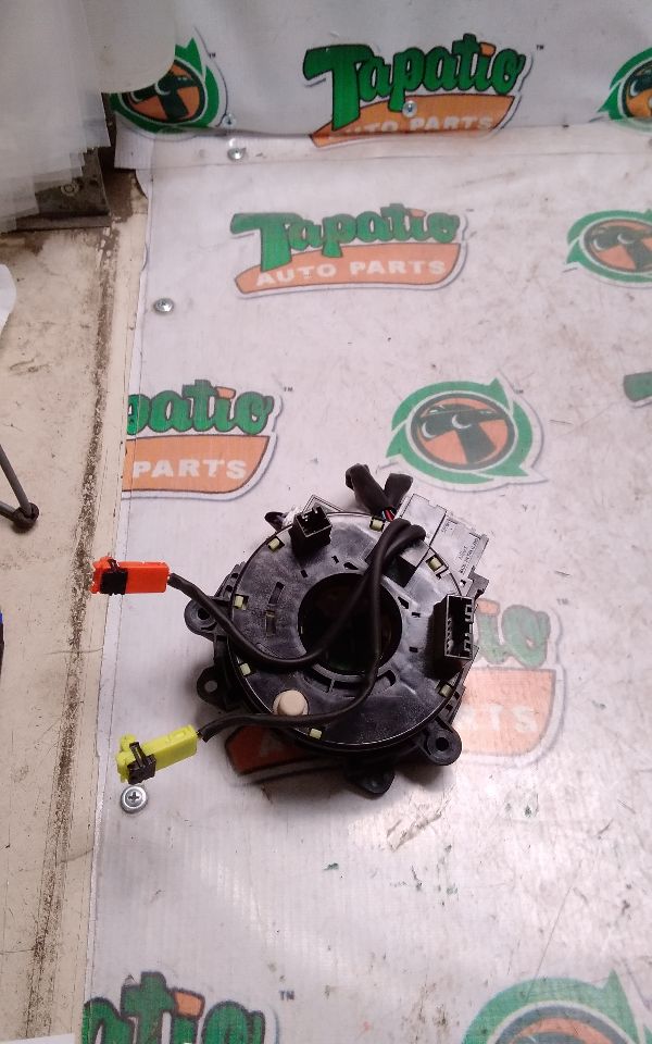 Part image 3