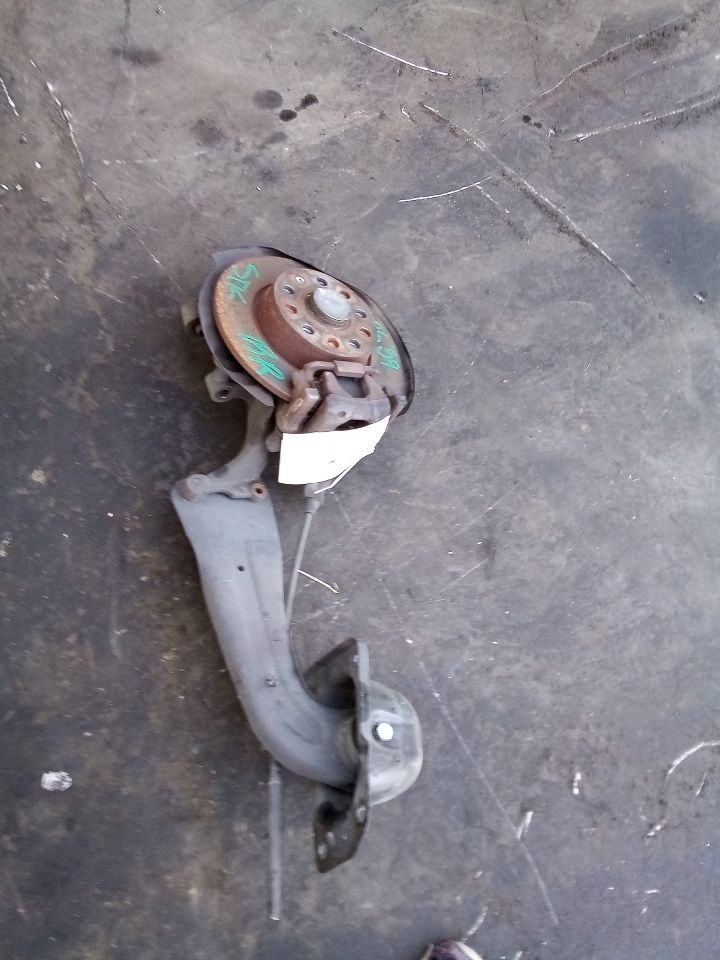 2014 Volkswagen PASSAT Rear Knuckle/Stub
