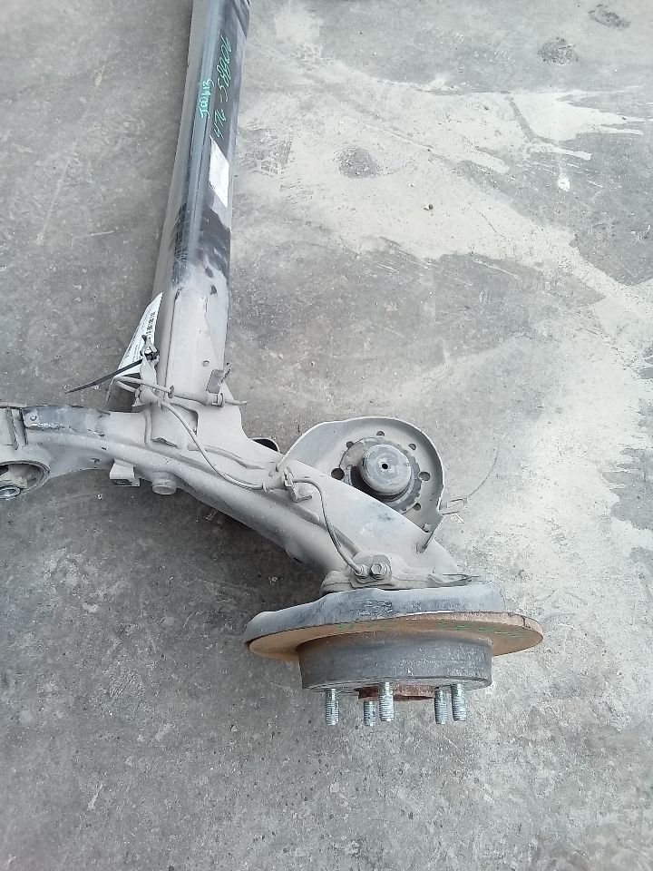 Part image 3