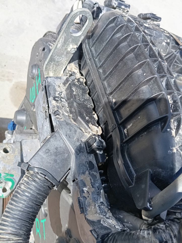 Part image 17