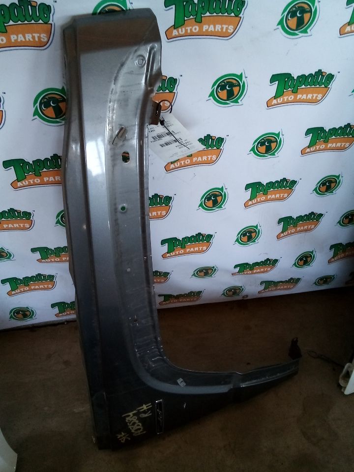 2012 Jeep LIBERTY Fender