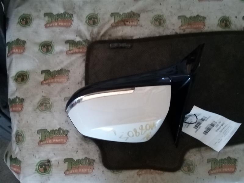Used 2015 BMW BMW 320i Side View Mirror - Stock #A08805